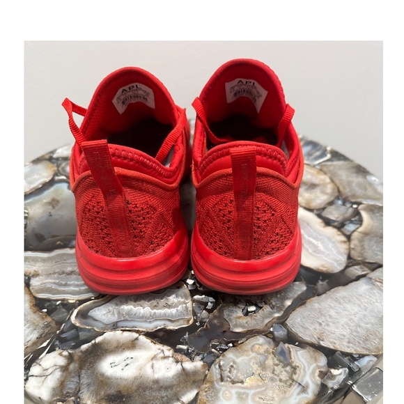 APL WOMENS RED 9.5 - Picture 2 of 5